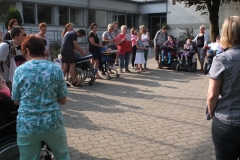 032